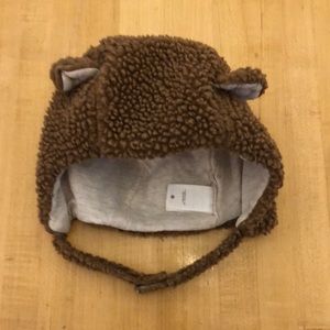 🔵 3/$20 Oshkosh infant winter hat